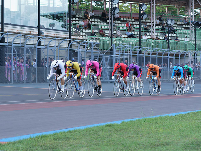 豊橋競輪「第1回愛知・名古屋アジア・アジアパラ競技大会協賛競輪」G3
<div class=